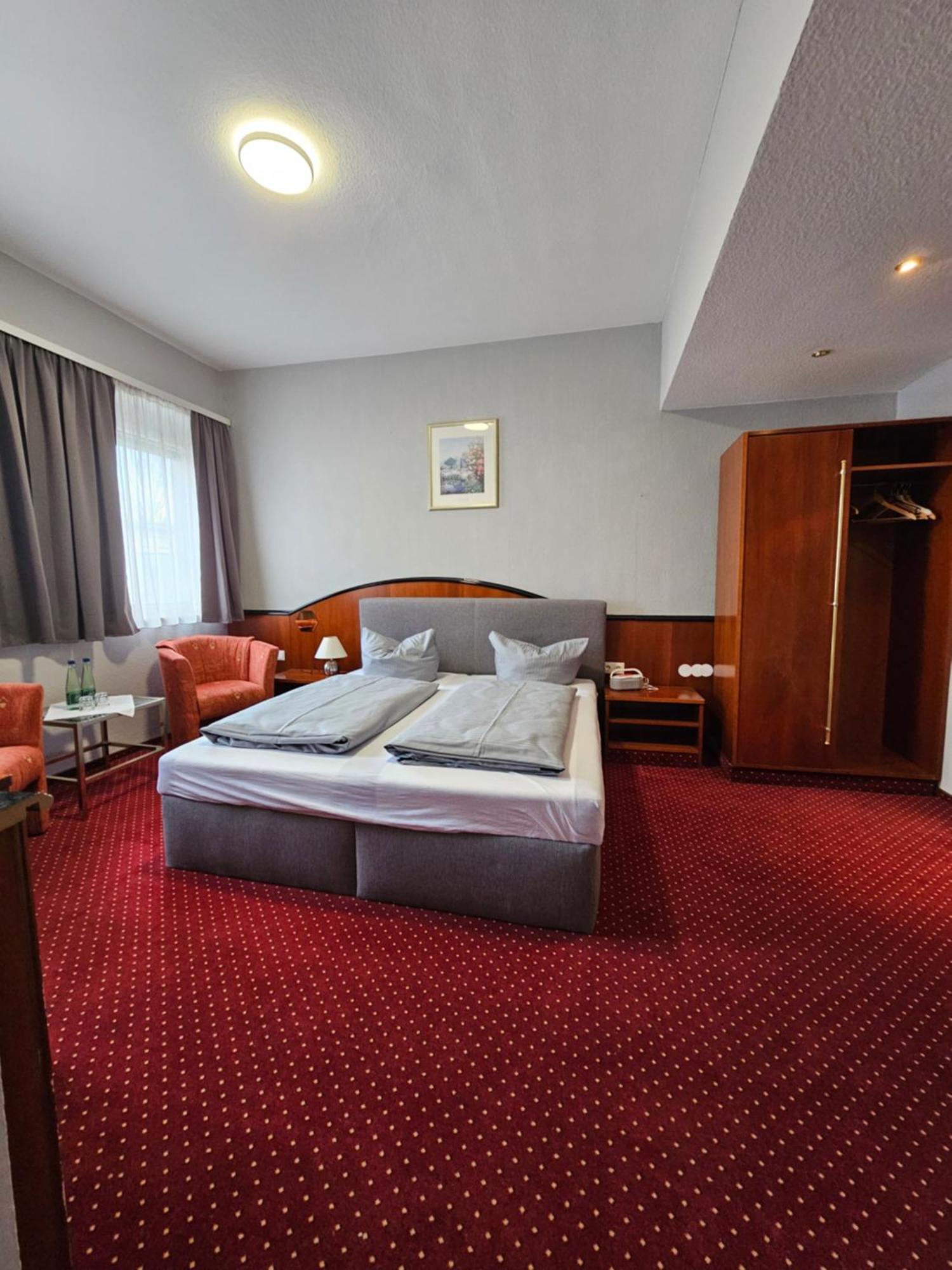 Hotel & Restaurant Krone Rehau Exteriér fotografie